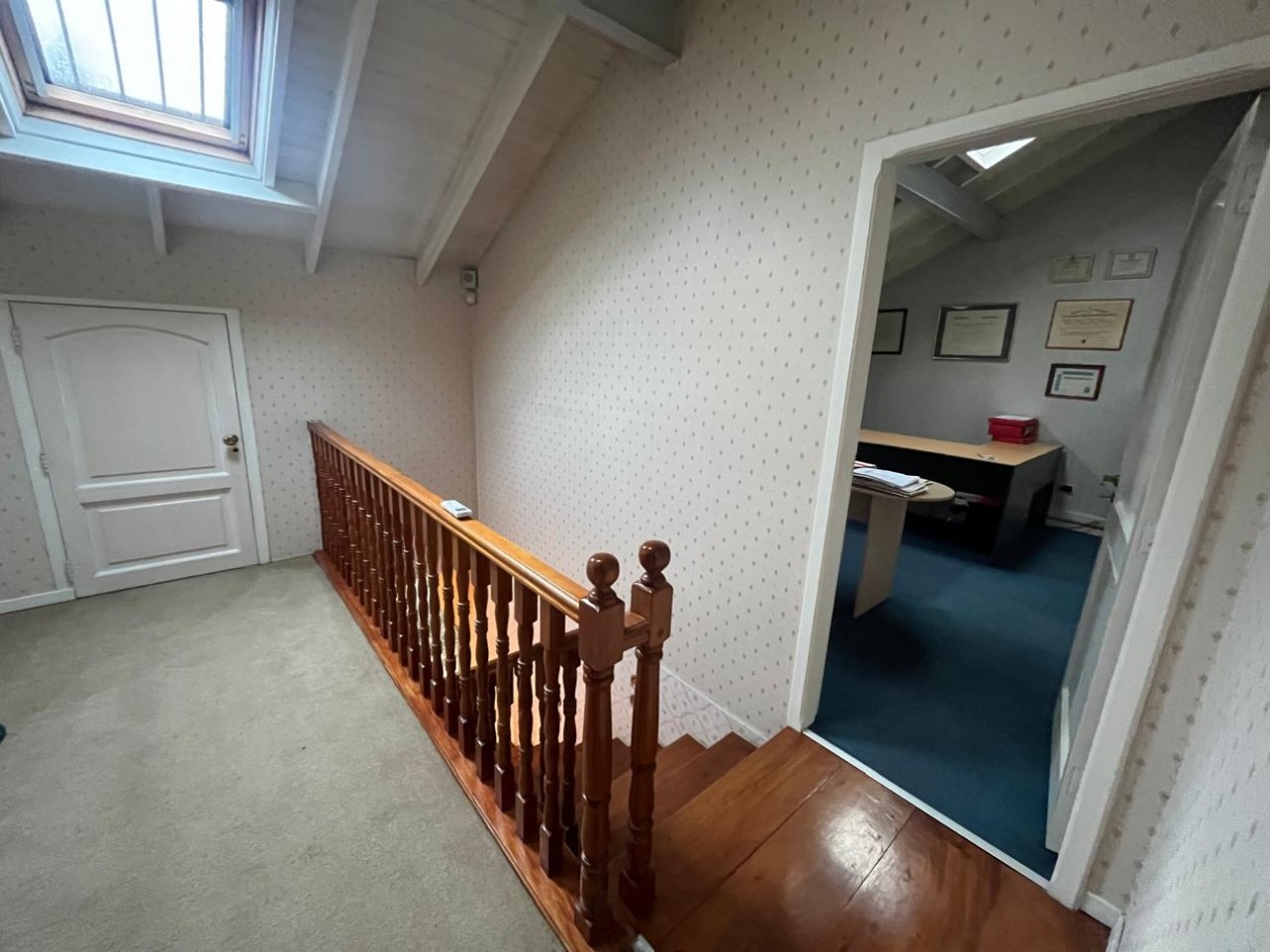 Chalet en Olivos: 6 ambientes en venta