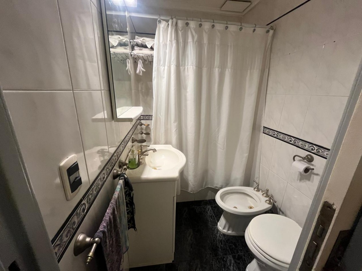 Chalet en Olivos: 6 ambientes en venta