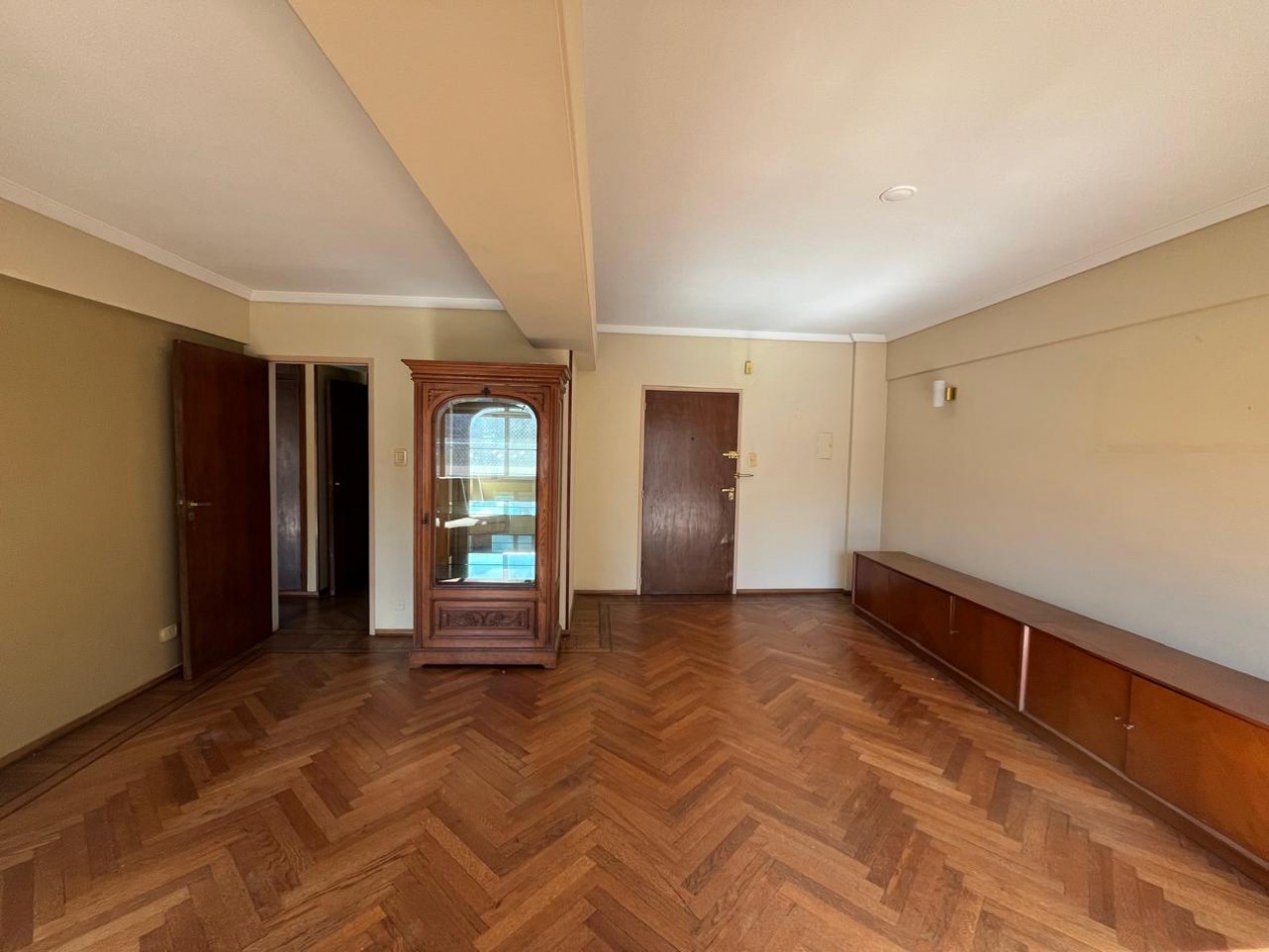 Piso 3 amb. con escritorio Belgrano R en venta Olazabal y Av. Cramer