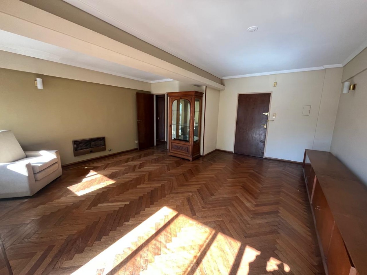 Piso 3 amb. con escritorio Belgrano R en venta Olazabal y Av. Cramer