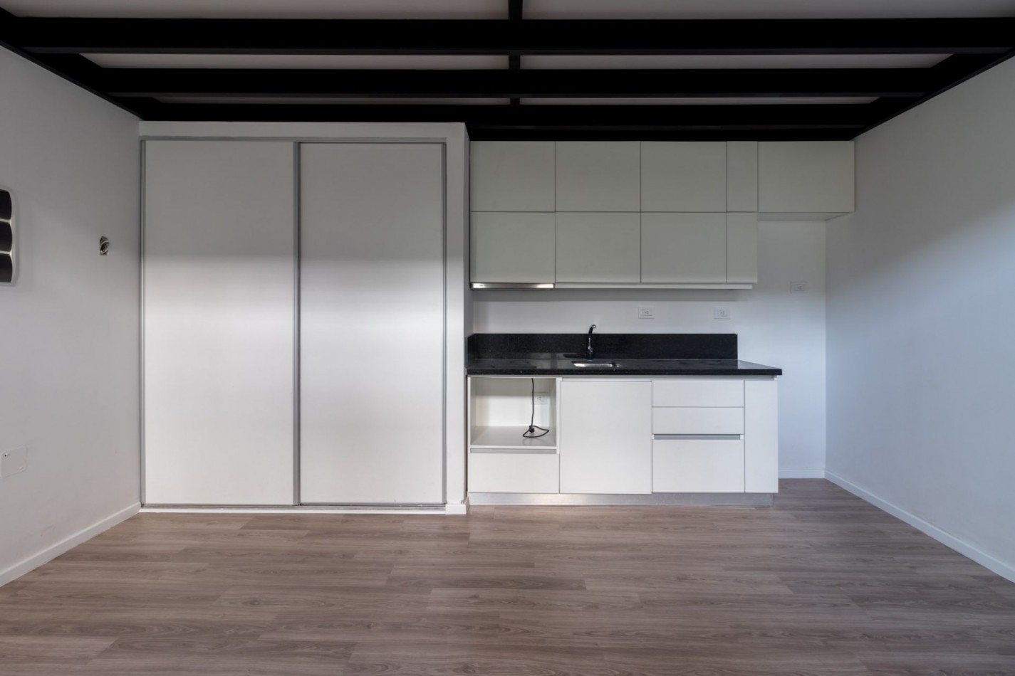 Loft en PB al frente Barracas en venta