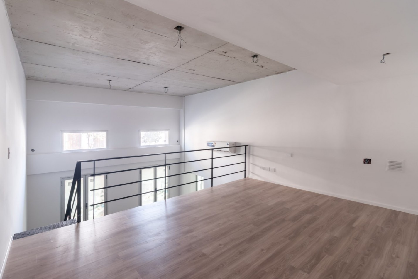 Loft en PB al frente Barracas en venta