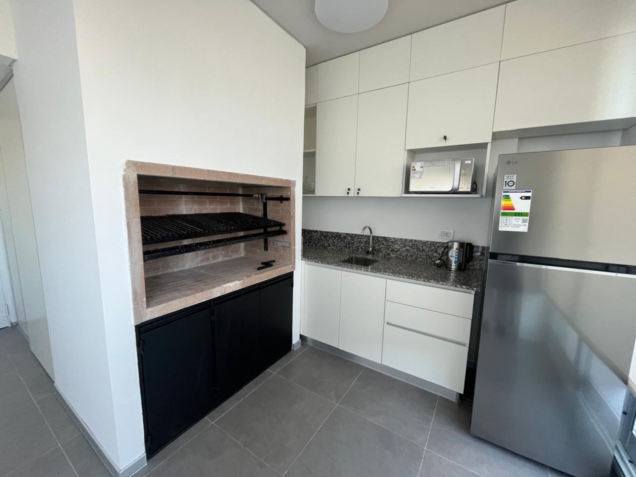 2 ambientes con balcon en San Telmo a estrenar