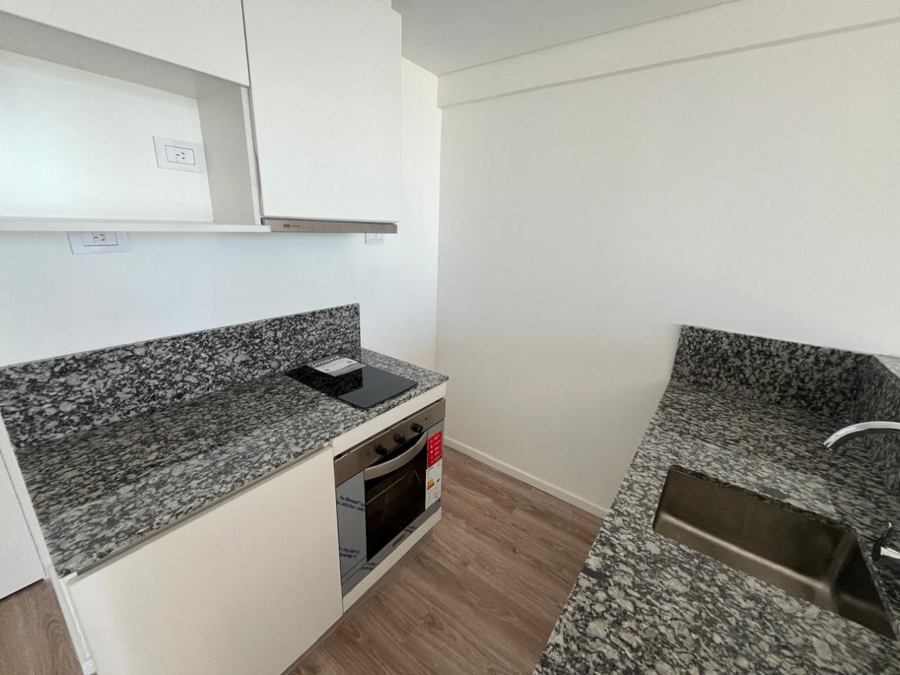 2 ambientes con balcon en San Telmo a estrenar