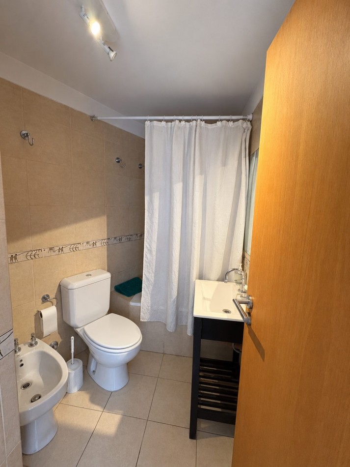 Monoambiente con balcon Caballito en venta